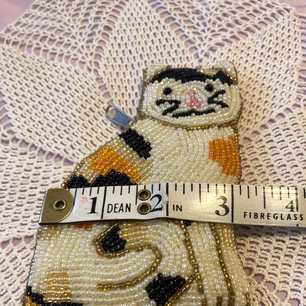 Eye catching VTG Beaded Cat Coin purse - Picture 10 of 12